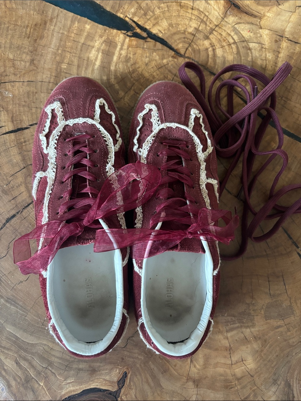 ALOHAS tb.490 crochet Burgundy Suede Sneakers with Cream Lace Trim